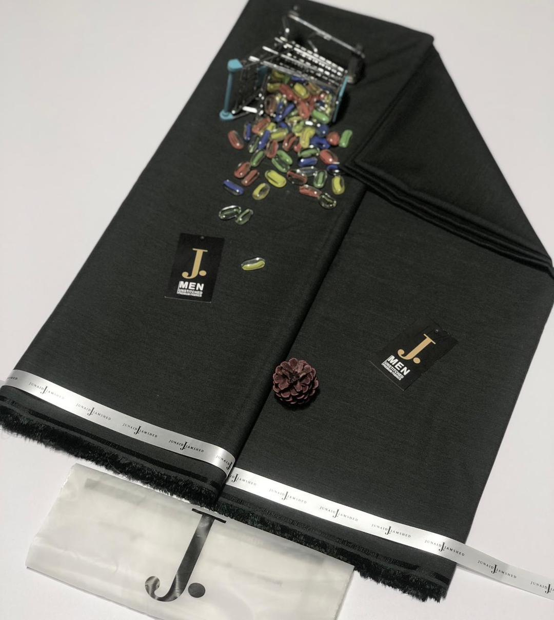 Wool Plain: Men’s Unstitched Suit