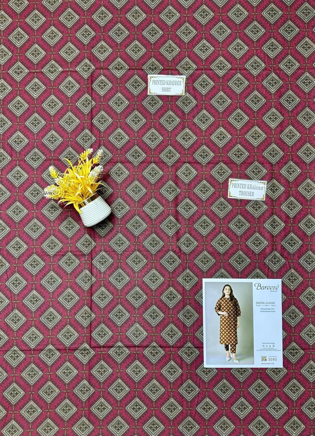 Khaddar: 2 Pcs Women's Unstitched Printed Suit